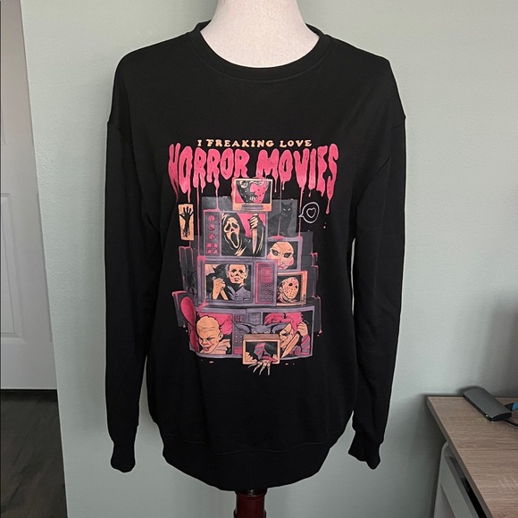 Tops - Black Horror Movies Graphic Sweatshirt
